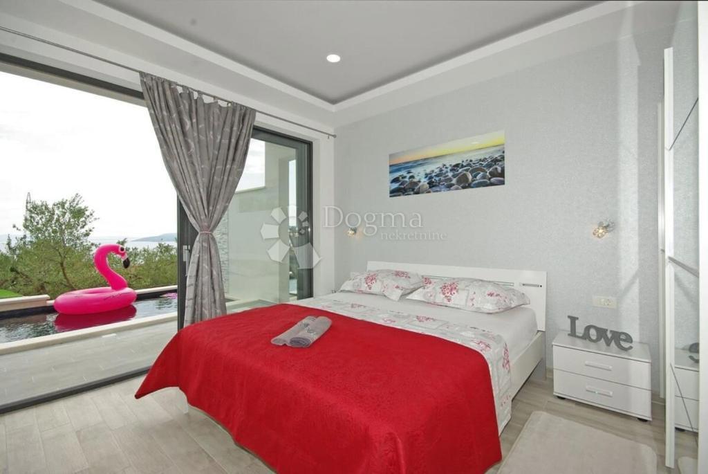 Hiša Veliko Brdo, Makarska, 160m2