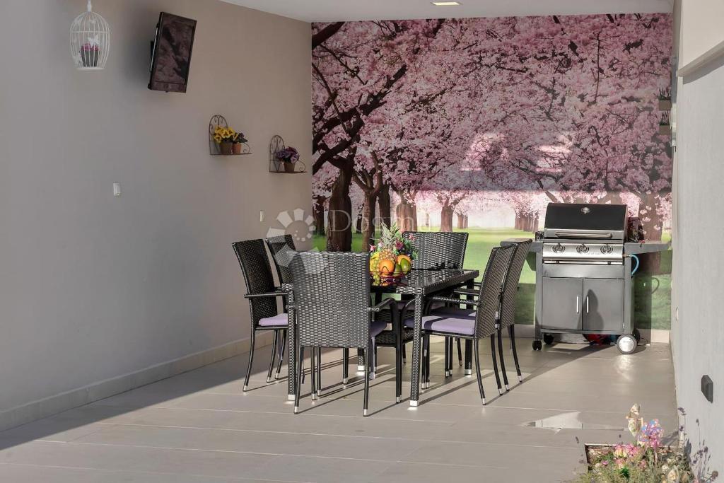 Hiša Veliko Brdo, Makarska, 160m2