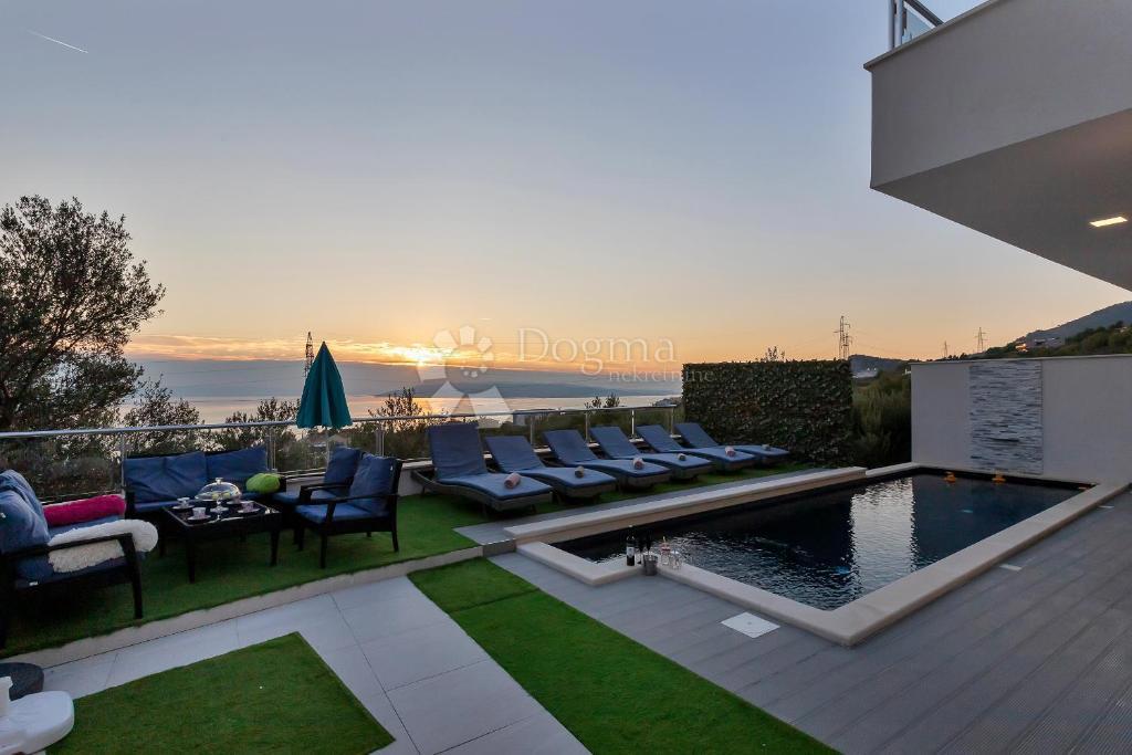 Hiša Veliko Brdo, Makarska, 160m2