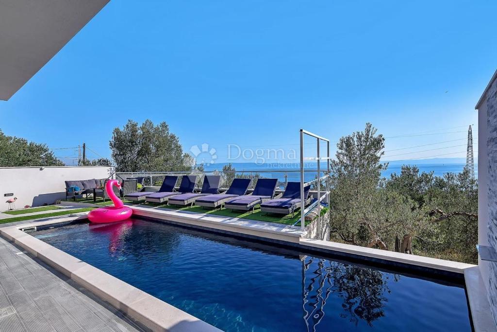 Hiša Veliko Brdo, Makarska, 160m2