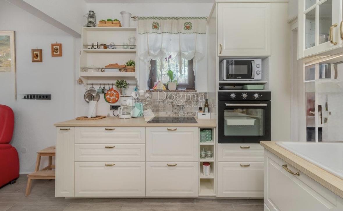 Hiša Novi Vinodolski, 150m2