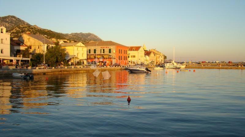 Stanovanje Karlobag, 95,02m2