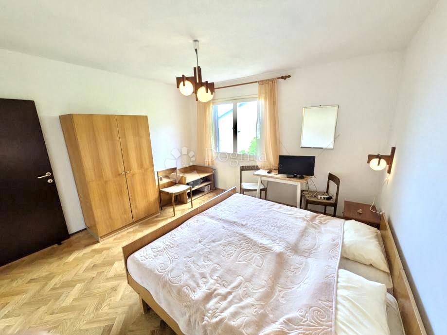 Stanovanje Karlobag, 95,02m2