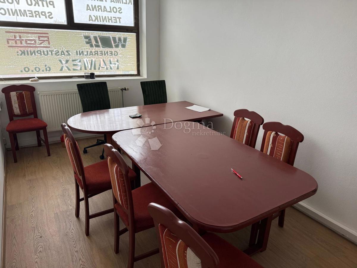 Poslovni prostor Novi Marof, 24,61m2