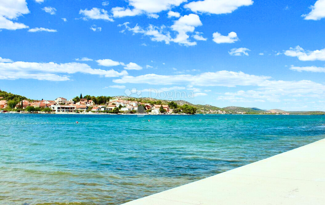 Zazidljivo zemljišče Bilice, Šibenik - Okolica, 573m2