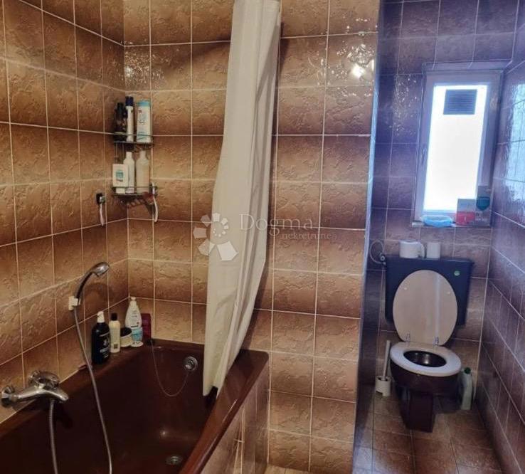 Hiša Brckovljani, 345m2