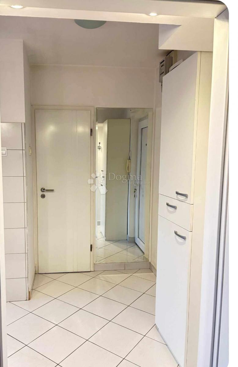 Stanovanje Gornji grad / Centar, Osijek, 43,50m2