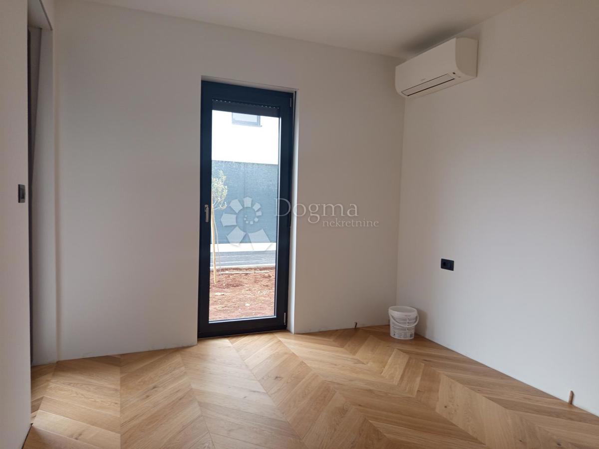 Stanovanje Valdebek, Pula, 57m2