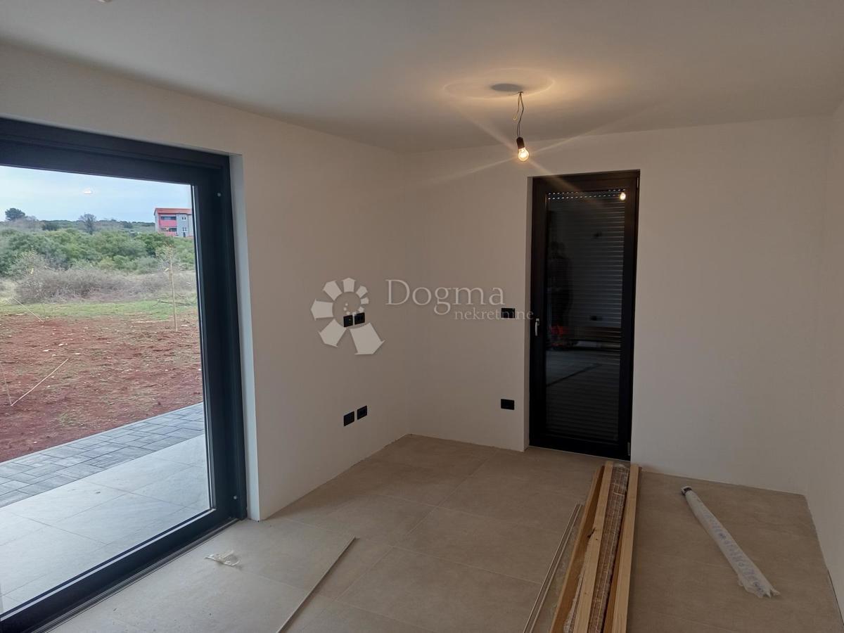 Stanovanje Valdebek, Pula, 57m2