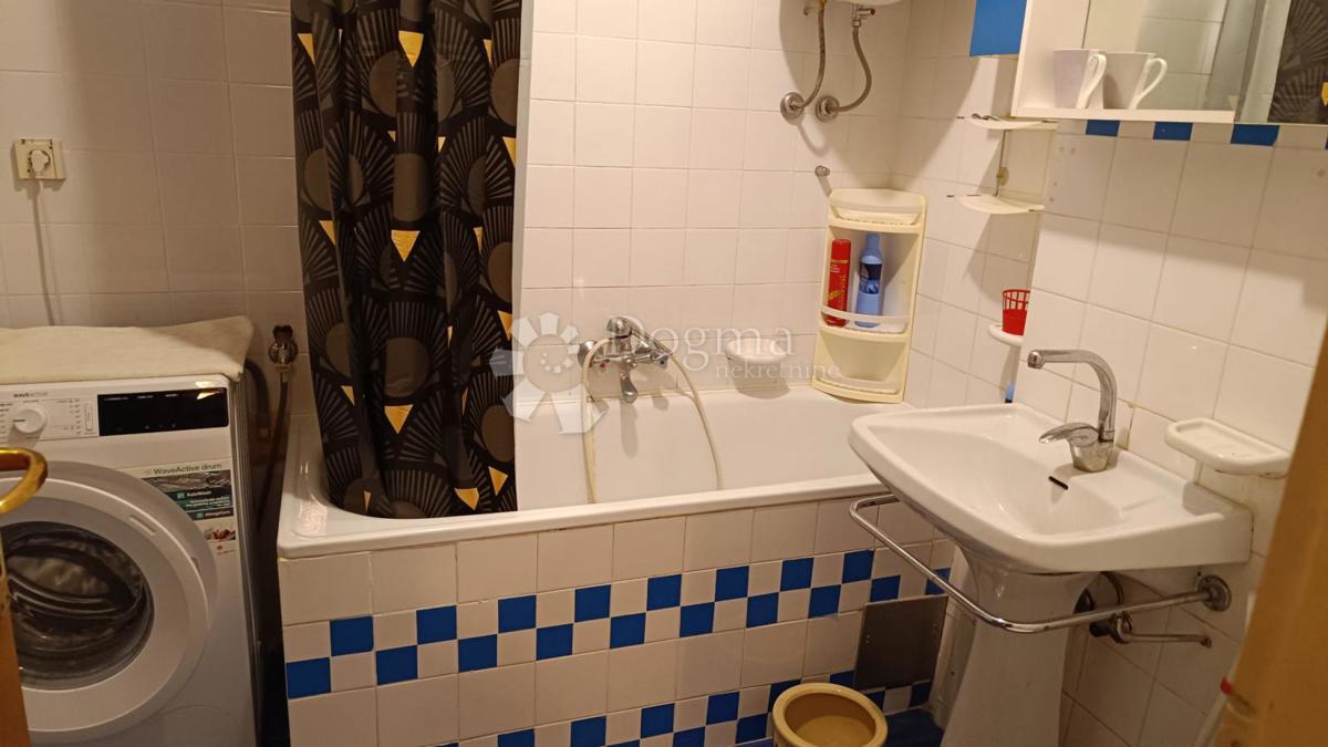 Stanovanje Kostrena, 68m2