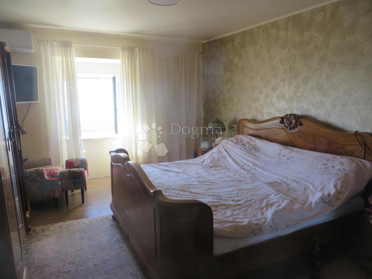 Hiša Hreljin, Bakar, 220m2