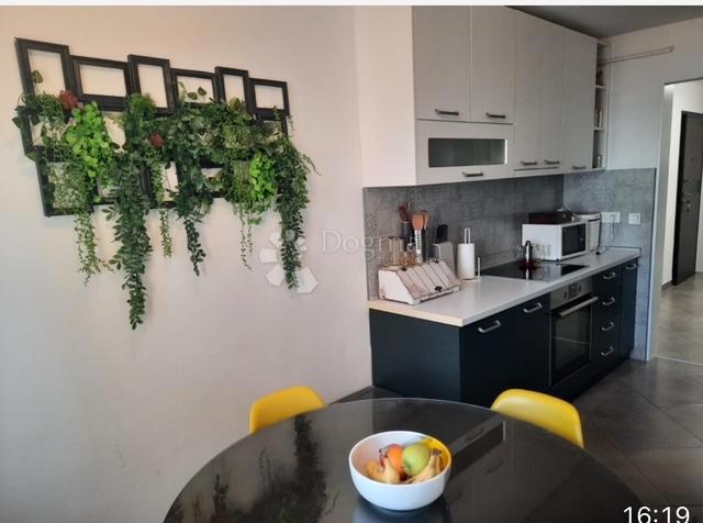 Stanovanje Zamet, Rijeka, 68m2