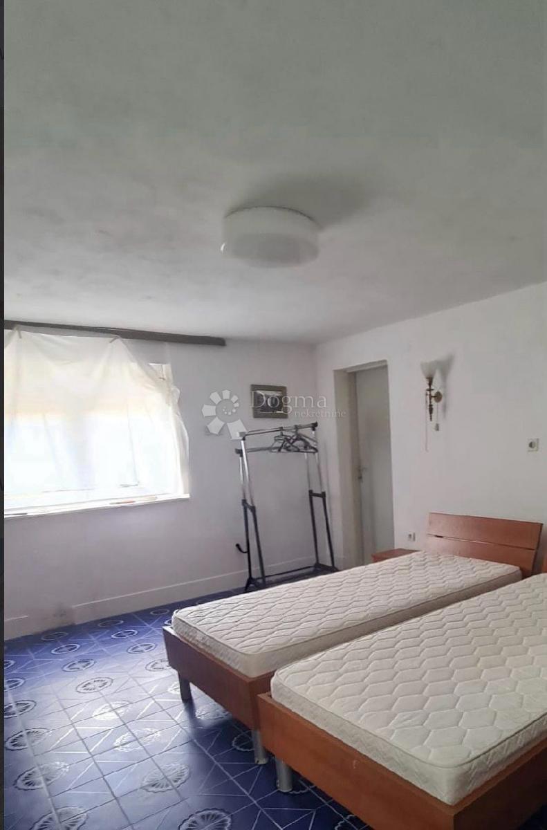 Hiša Sutivan, 187m2