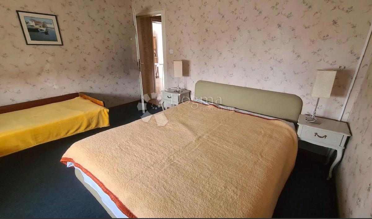 Hiša Sutivan, 187m2