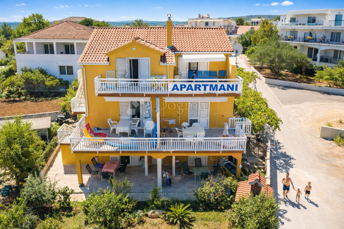 Hiša Okrug Gornji, Okrug, 125m2