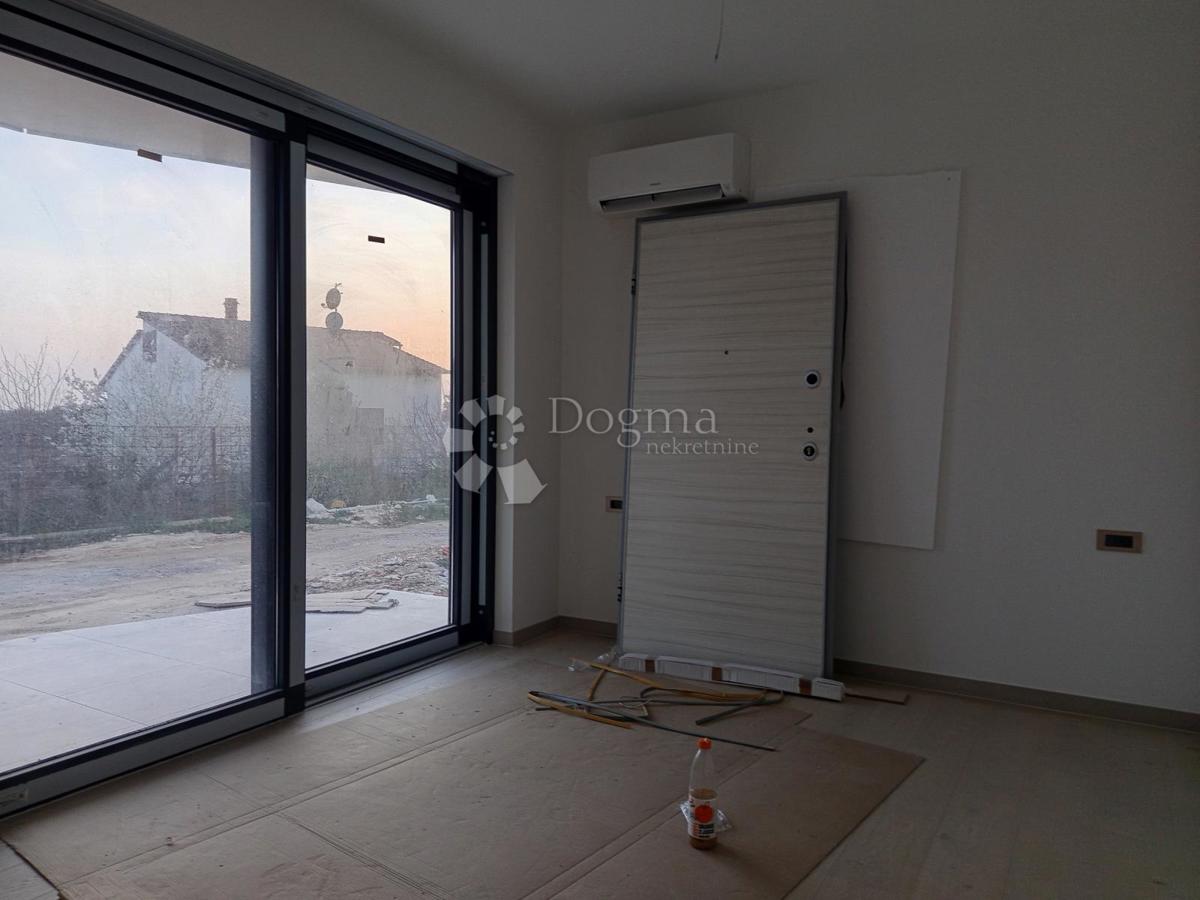 Stanovanje Pješčana Uvala, Medulin, 63,87m2