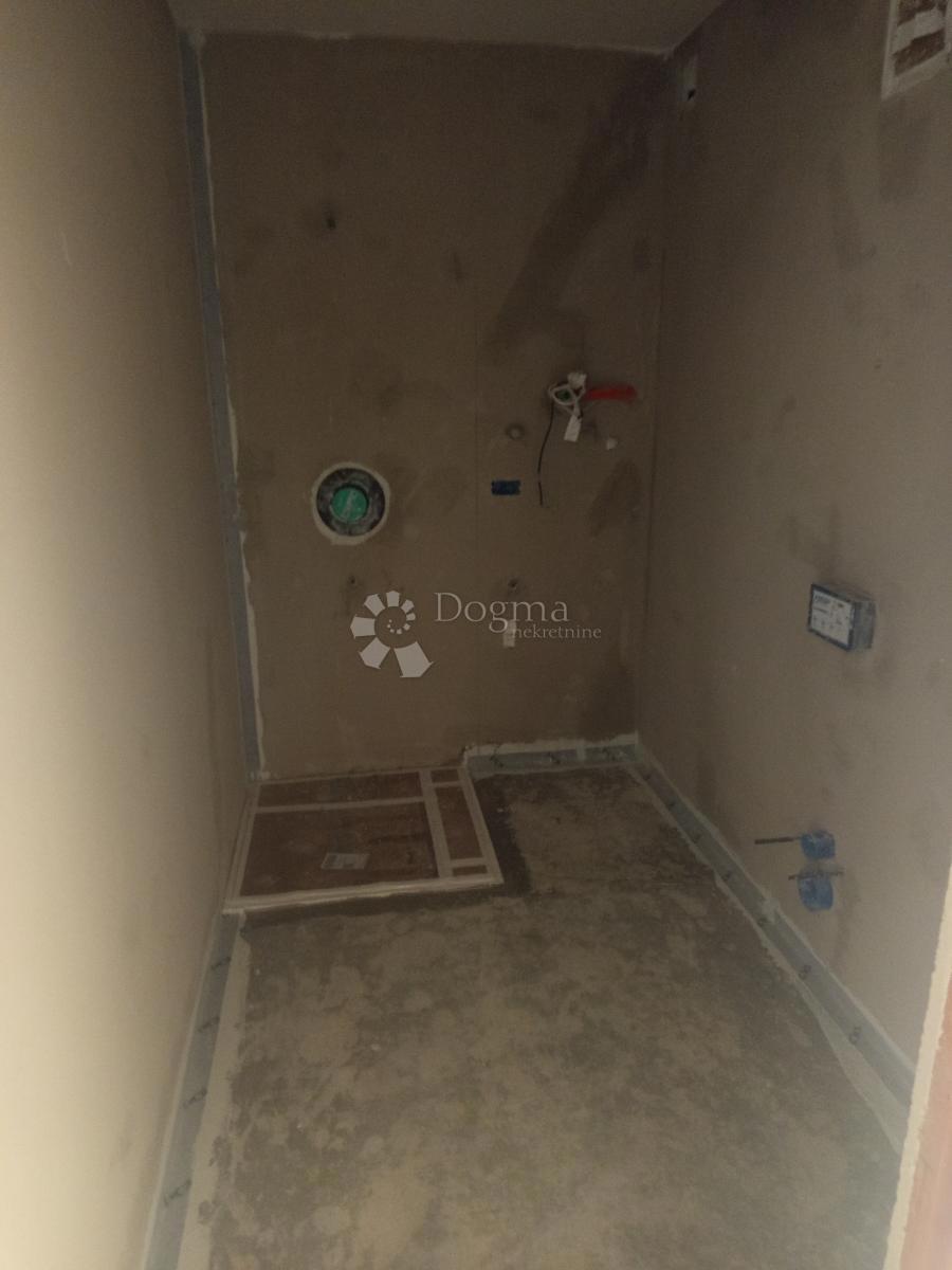 Stanovanje Valdebek, Pula, 93,66m2