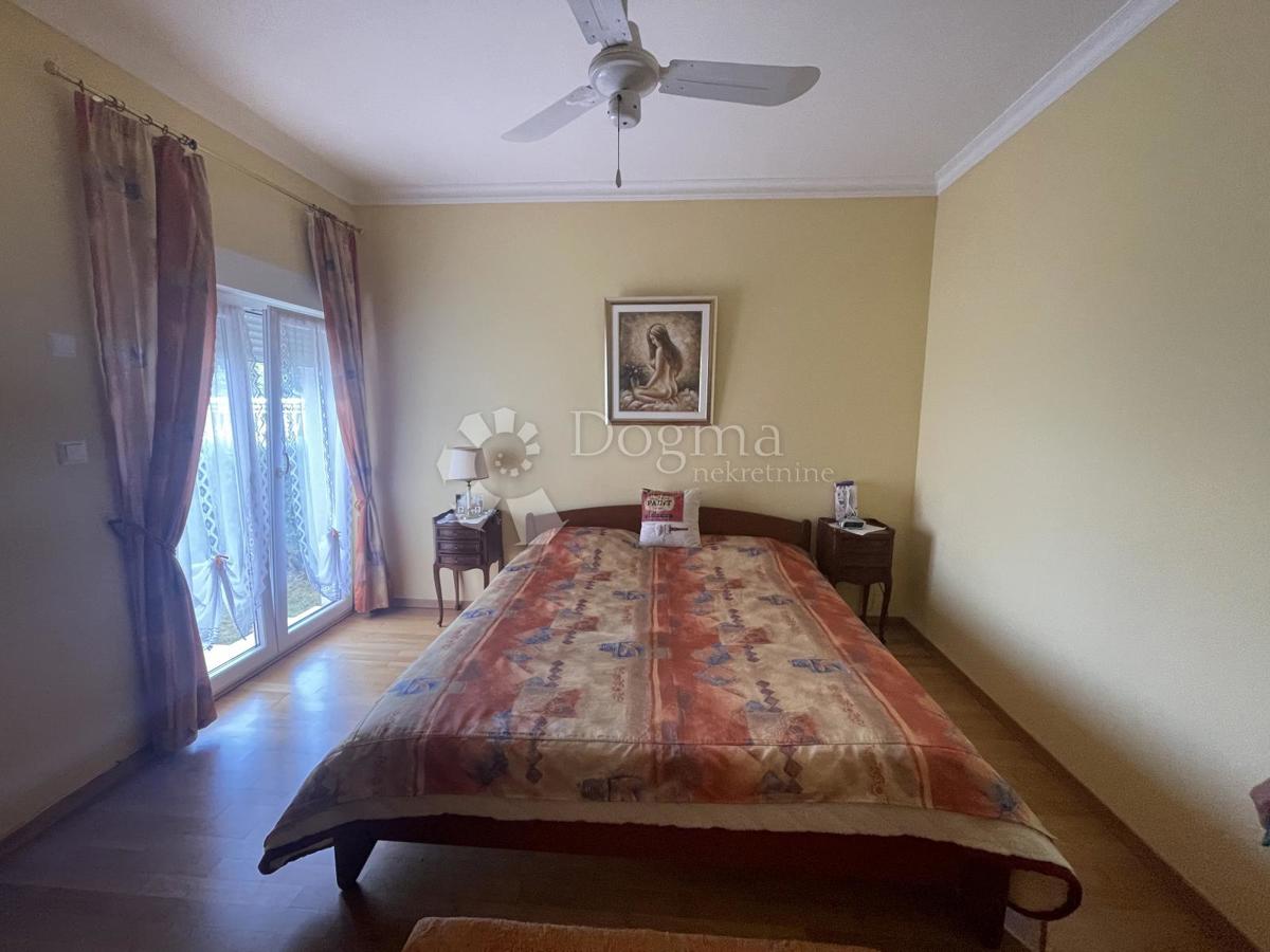 Hiša Jadranovo, Crikvenica, 700m2