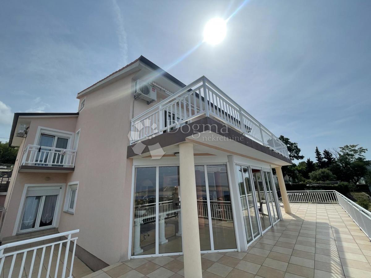 Hiša Jadranovo, Crikvenica, 700m2