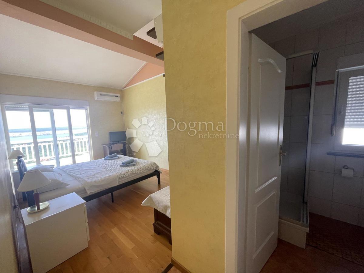 Hiša Jadranovo, Crikvenica, 700m2