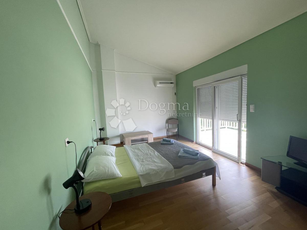 Hiša Jadranovo, Crikvenica, 700m2