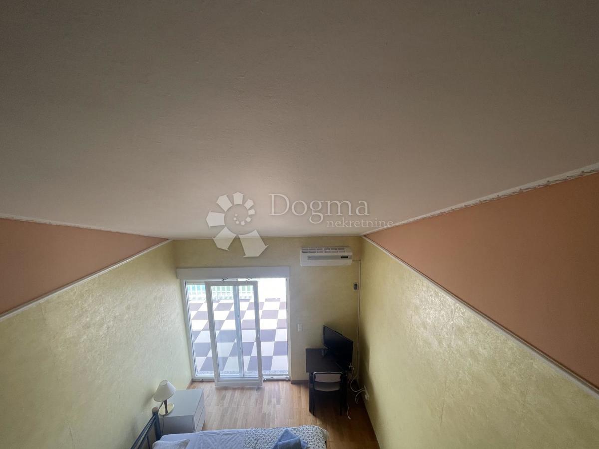 Hiša Jadranovo, Crikvenica, 700m2