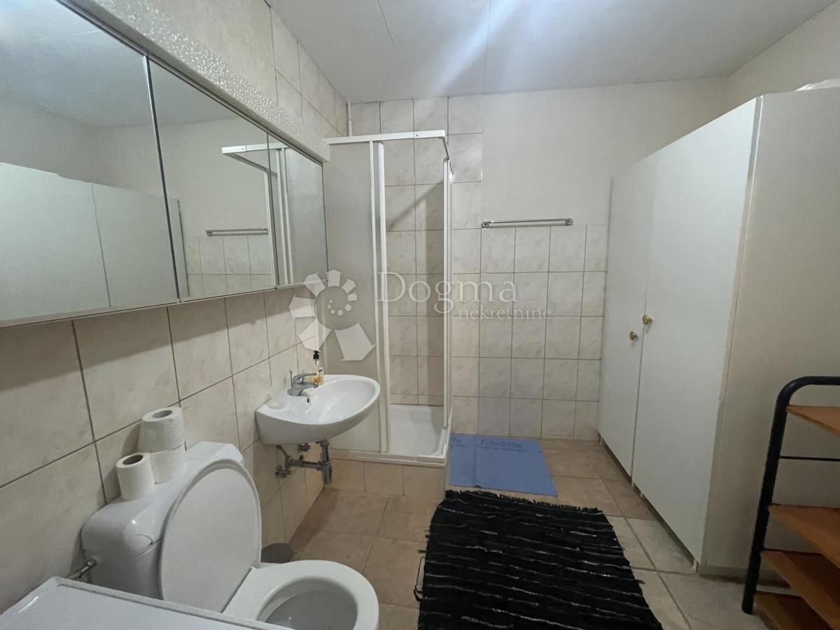 Hiša Jadranovo, Crikvenica, 700m2