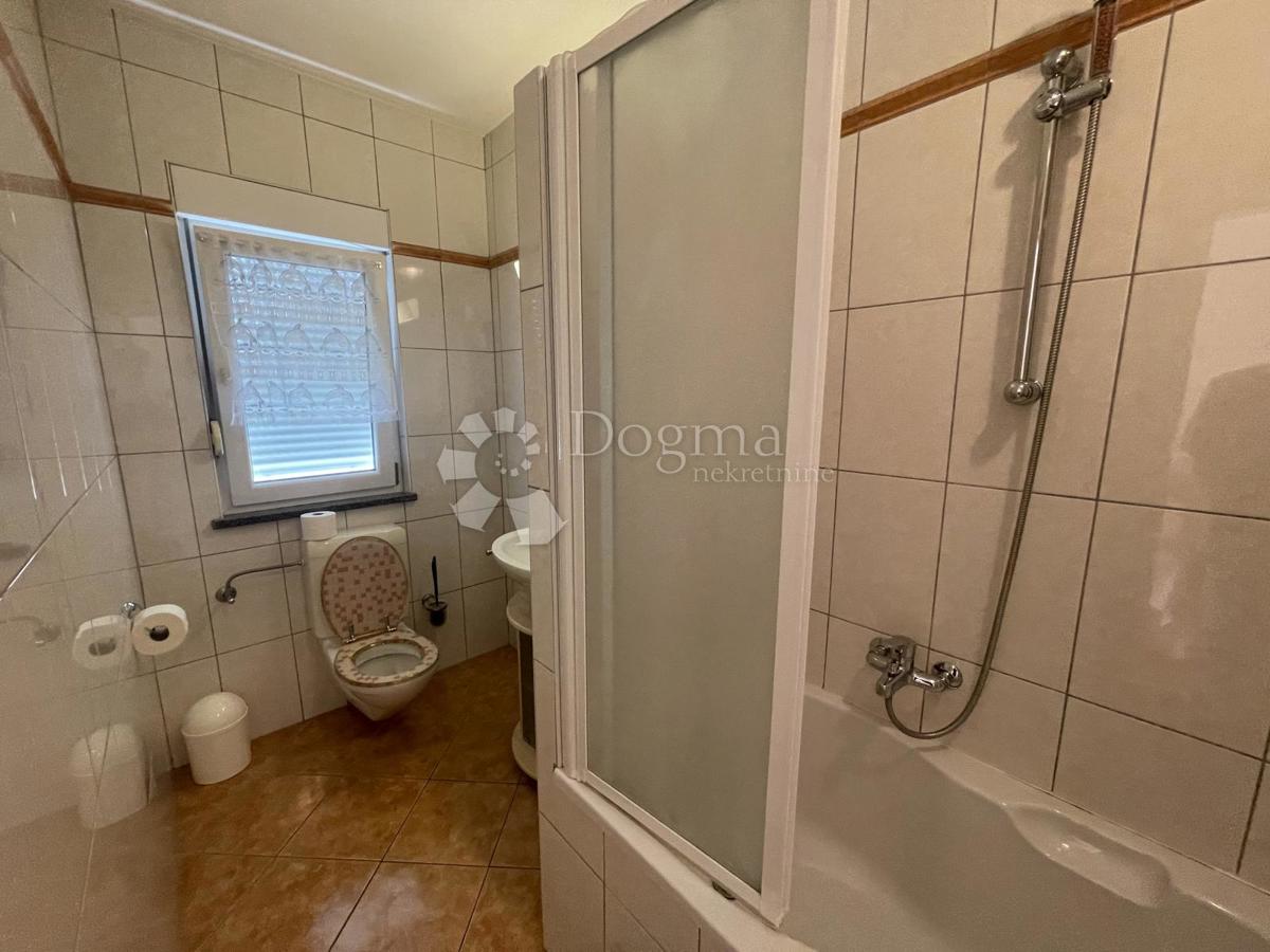 Hiša Jadranovo, Crikvenica, 700m2