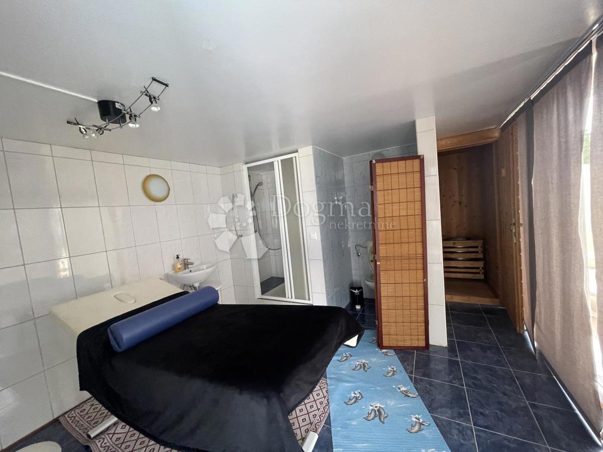 Hiša Jadranovo, Crikvenica, 700m2