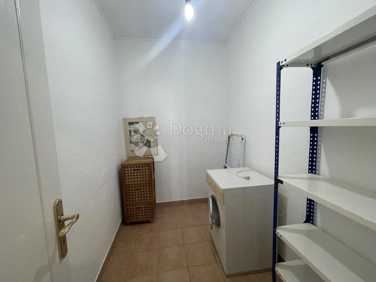 Hiša Jadranovo, Crikvenica, 700m2