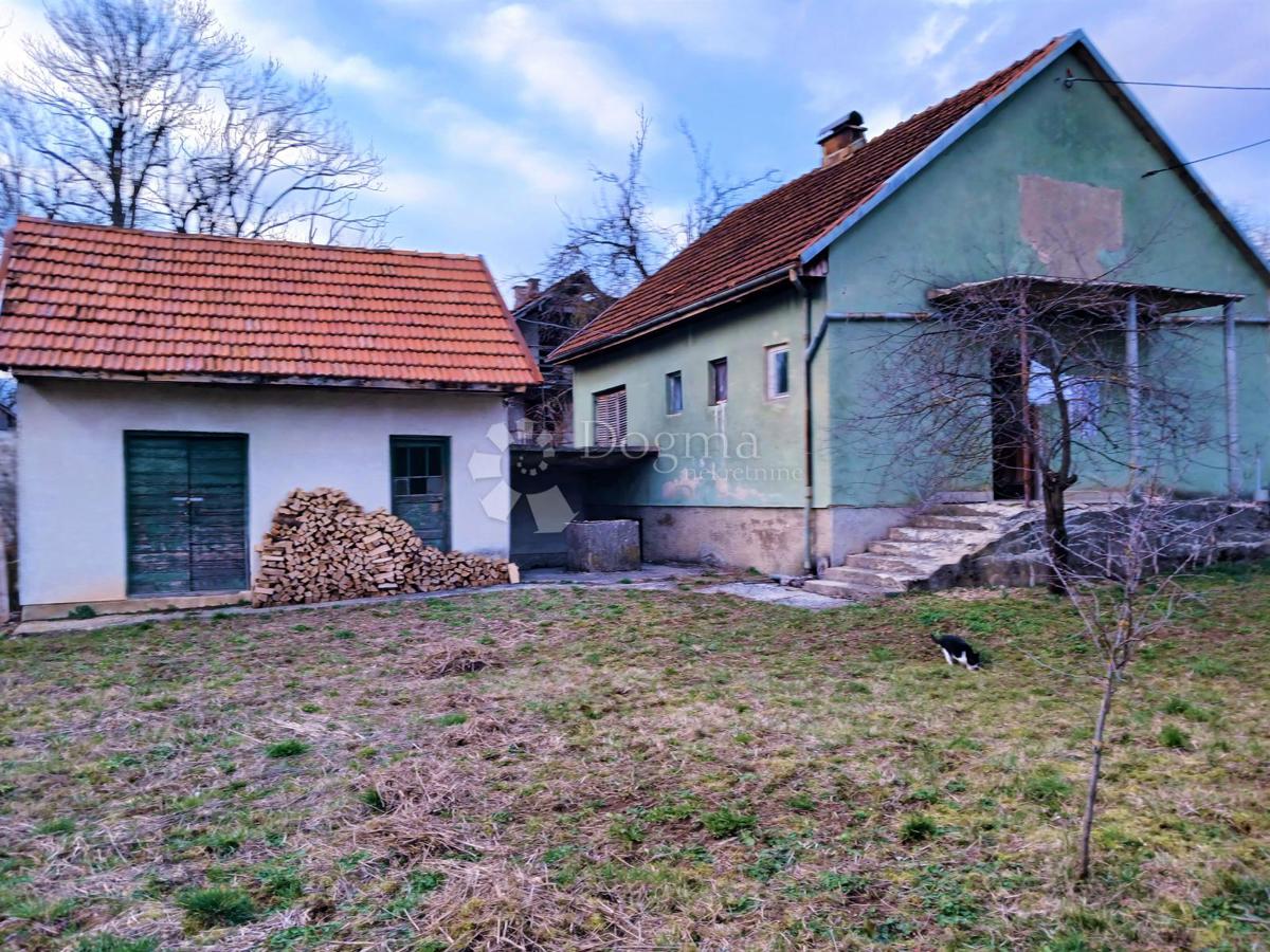 Hiša Donji Lapac, 90m2