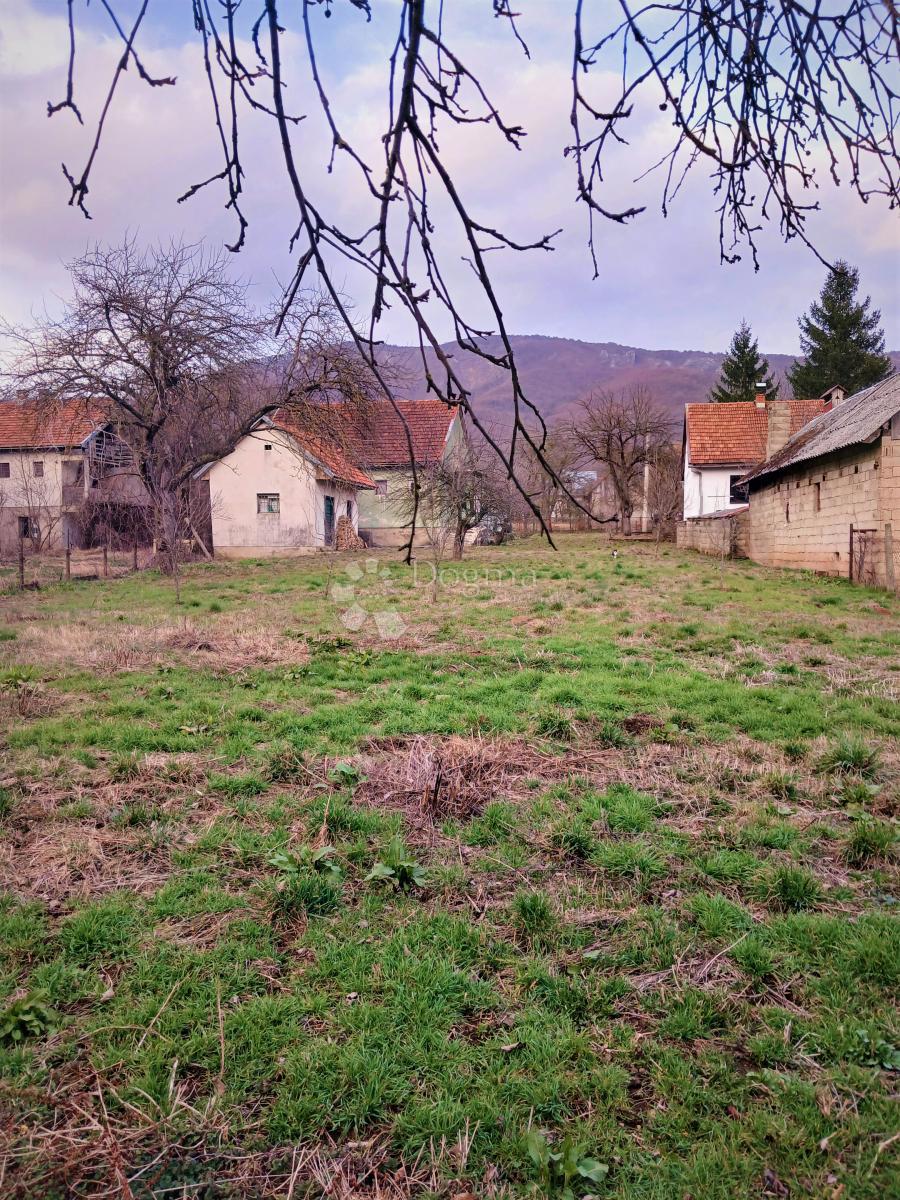 Hiša Donji Lapac, 90m2