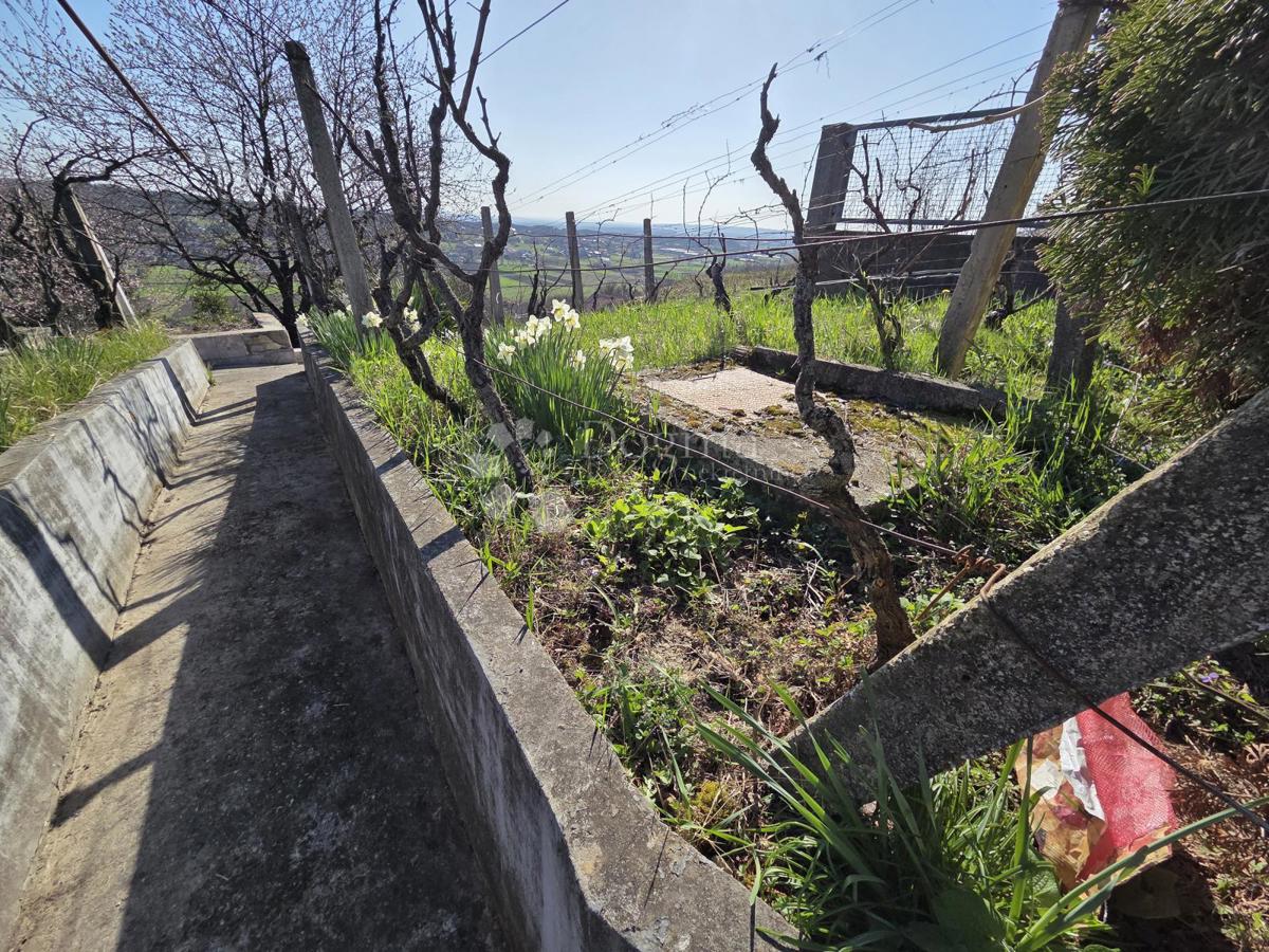 Zazidljivo zemljišče Paruževina, Sesvete, 959m2