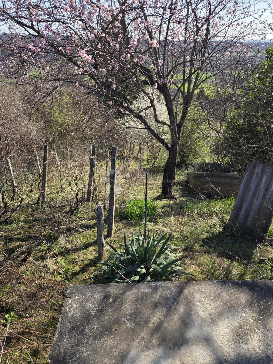 Zazidljivo zemljišče Paruževina, Sesvete, 959m2