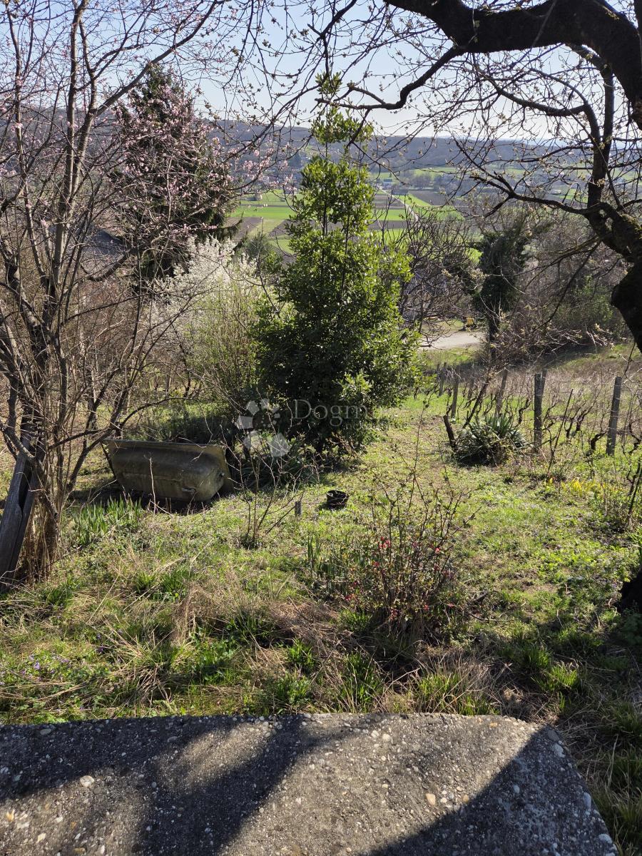 Zazidljivo zemljišče Paruževina, Sesvete, 959m2