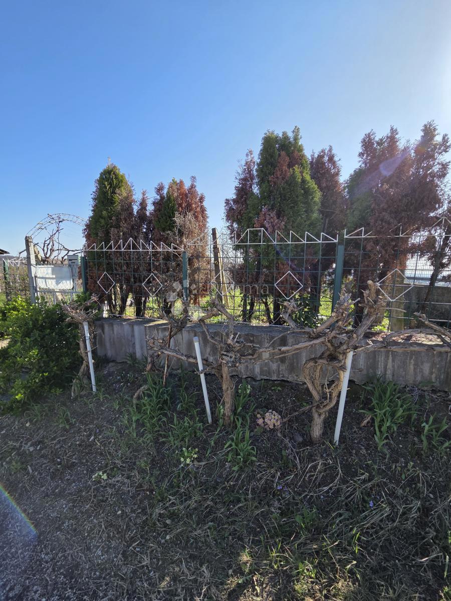 Zazidljivo zemljišče Paruževina, Sesvete, 959m2