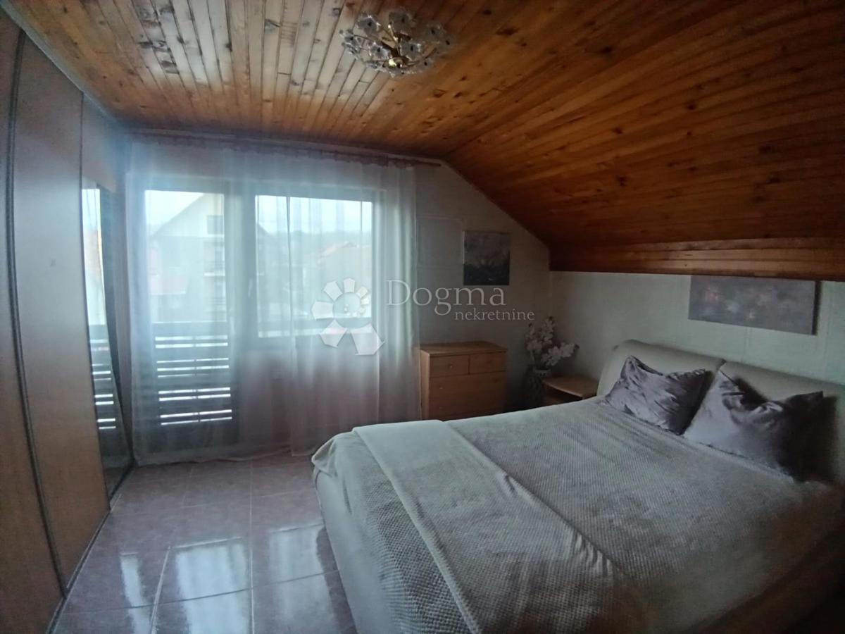 Hiša Orahovica, 180m2