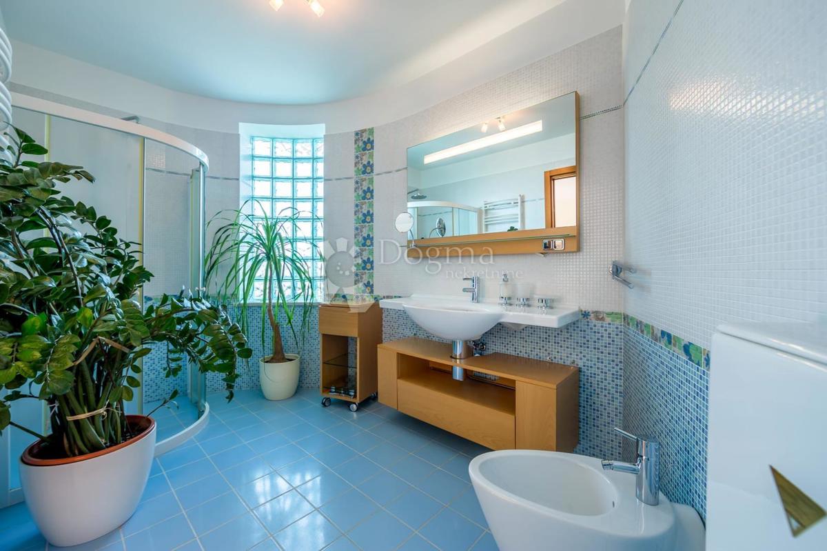 Hiša Bregi, Matulji, 200m2