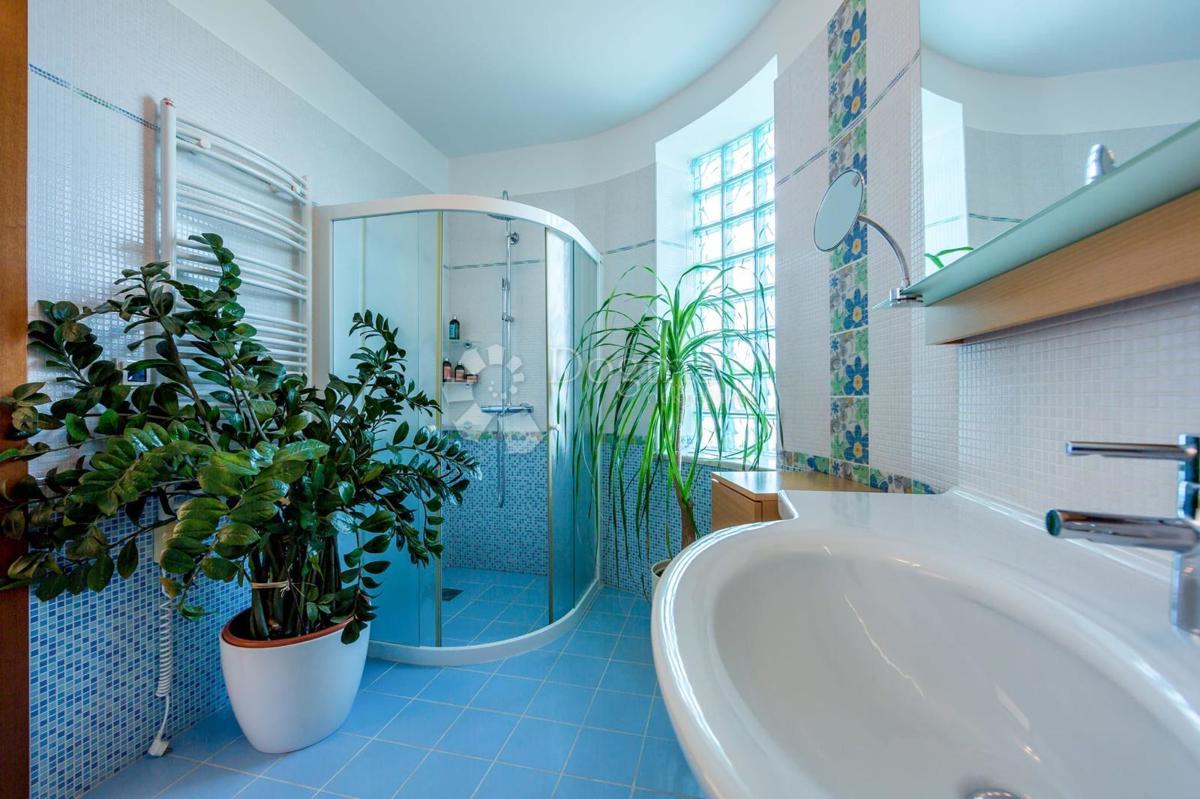 Hiša Bregi, Matulji, 200m2