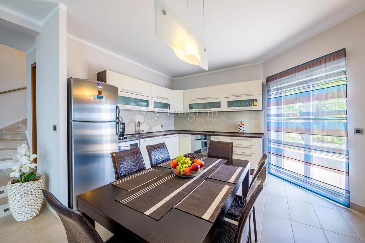 Hiša Bregi, Matulji, 200m2