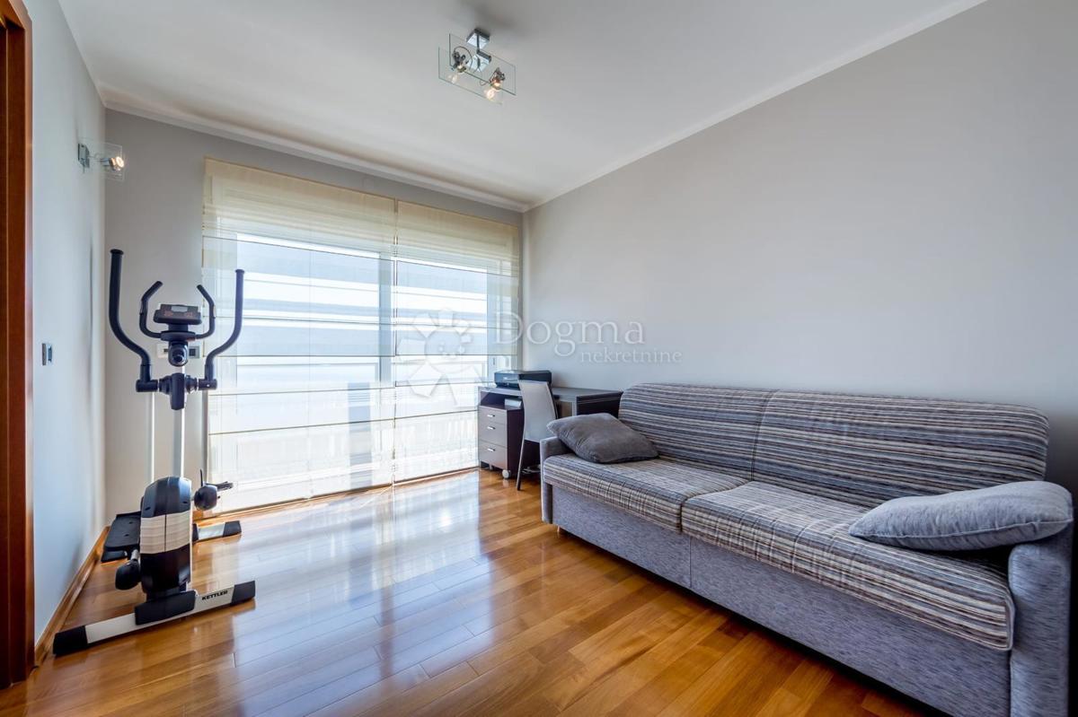 Hiša Bregi, Matulji, 200m2