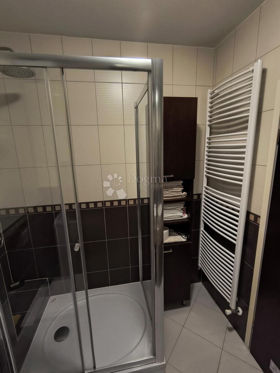 Stanovanje Centar Ivanić-Grad, Ivanić-Grad, 74,53m2