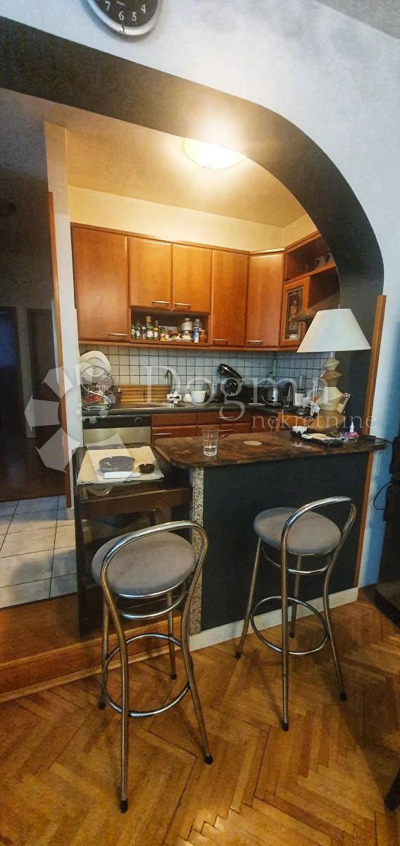 Hiša Krnjevo, Rijeka, 150m2