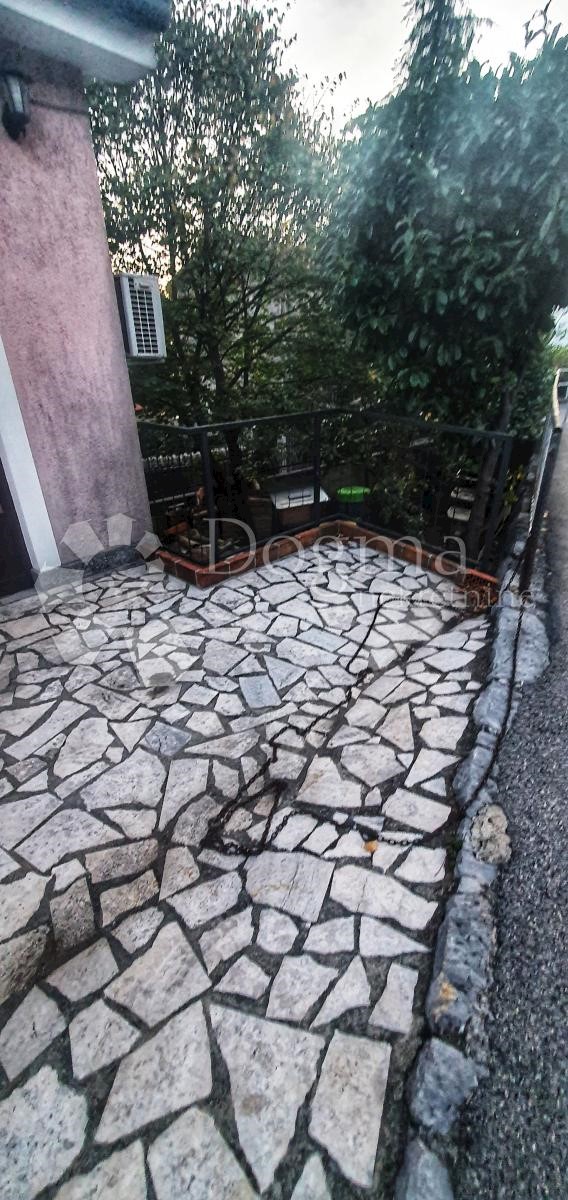 Hiša Krnjevo, Rijeka, 150m2