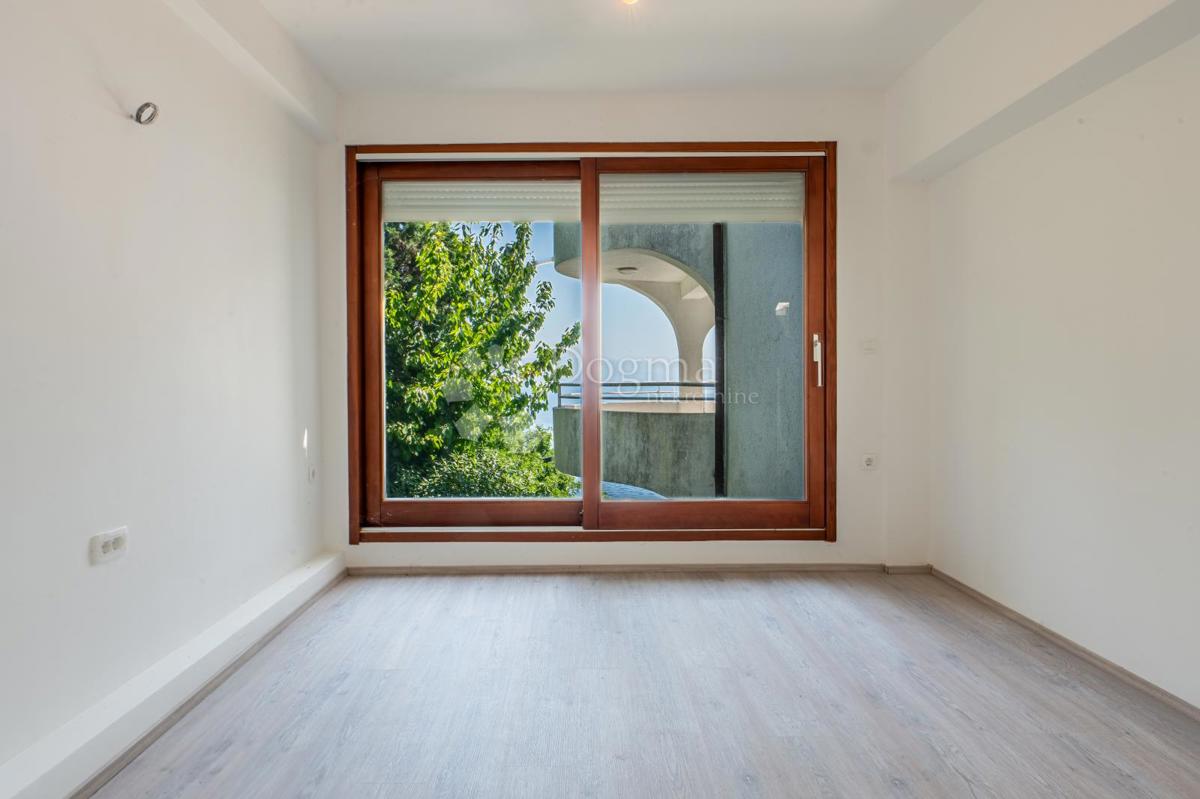 Hiša Opatija, 615m2