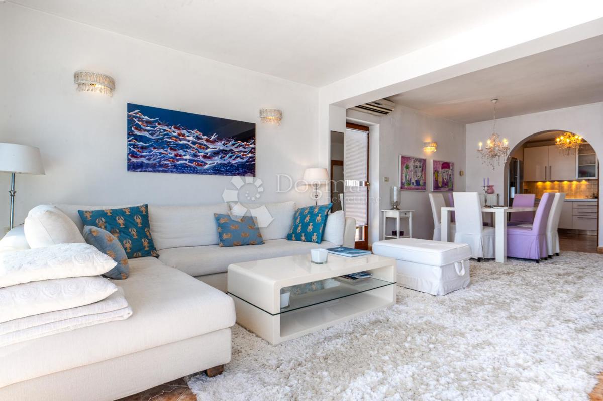 Hiša Opatija, 615m2