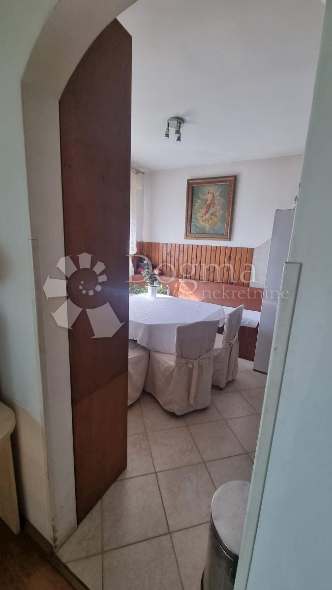 Hiša Škurinje, Rijeka, 225m2