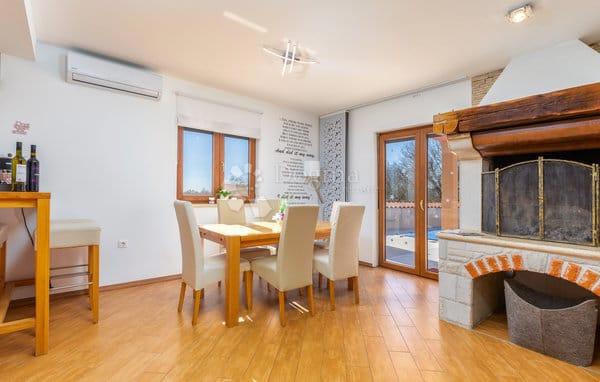 Hiša Šarići, Marčana, Krvavići 39, 160m2