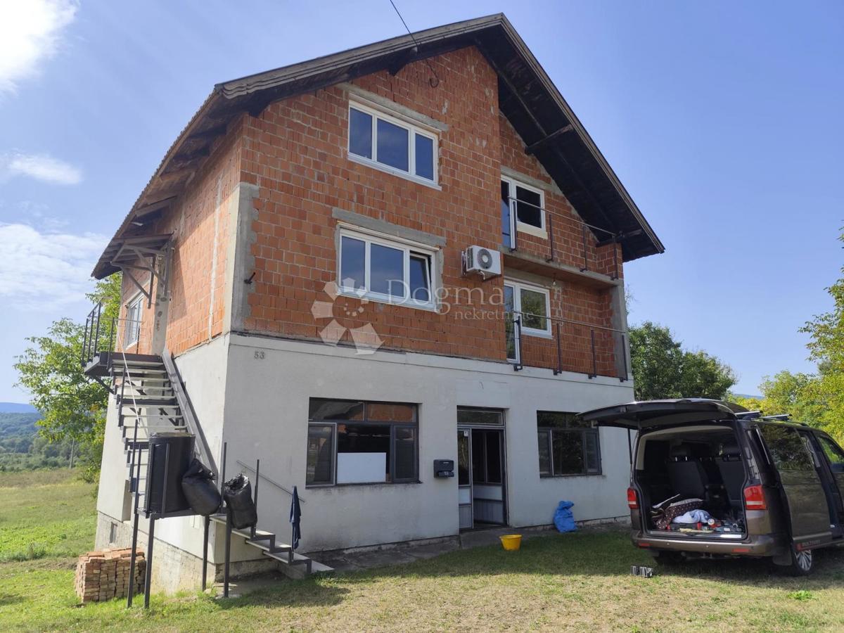 Hiša Slatina, 200m2