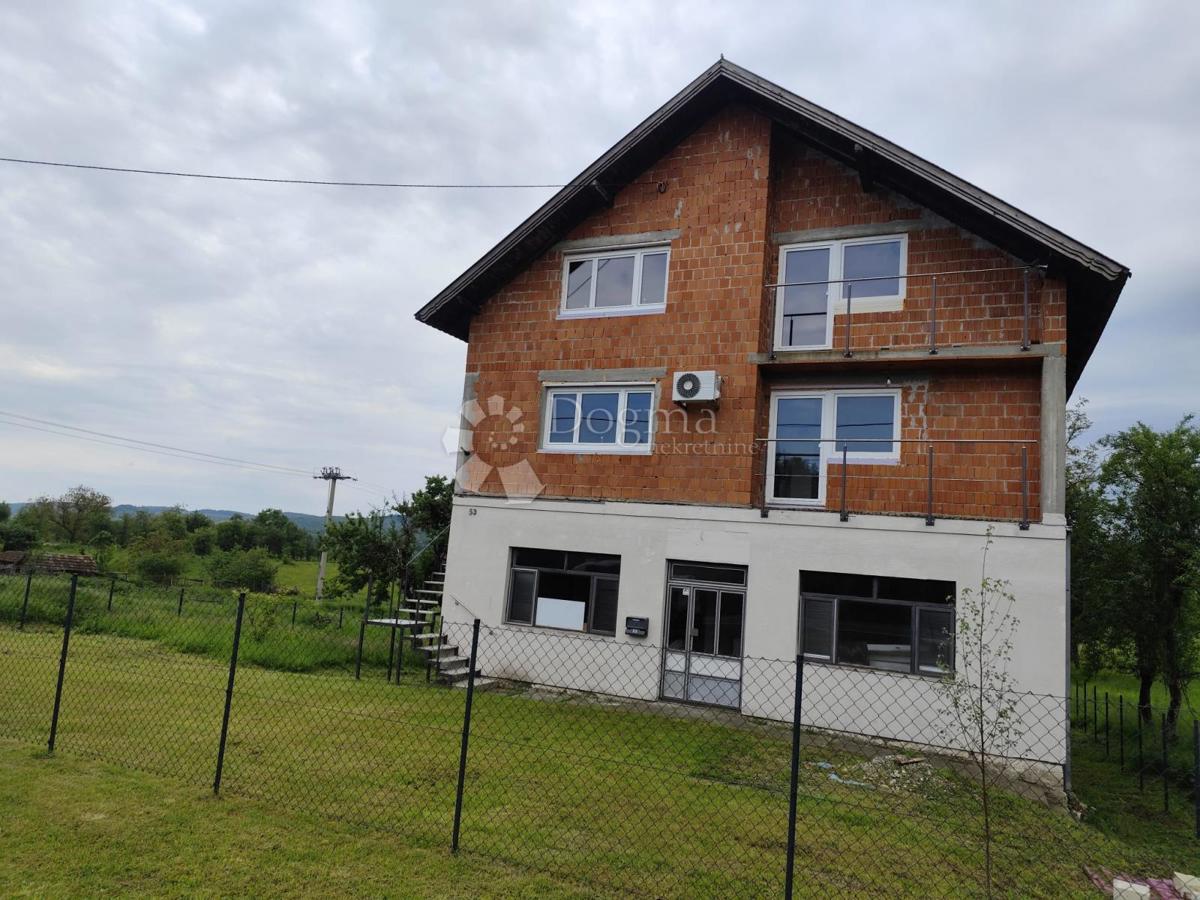 Hiša Slatina, 200m2